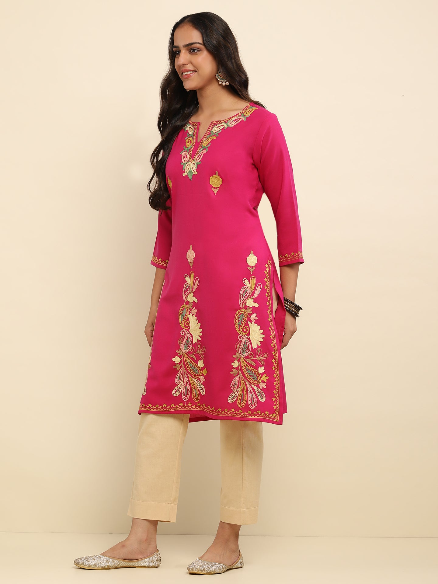 Aari Embroidered Cotton Solid Women's Long Kurta- Fuchsia Pink