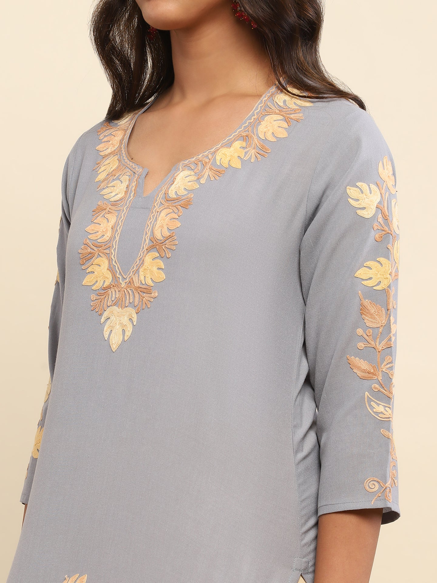 Aari Embroidered Cotton Solid Women's Long Kurta - Grey