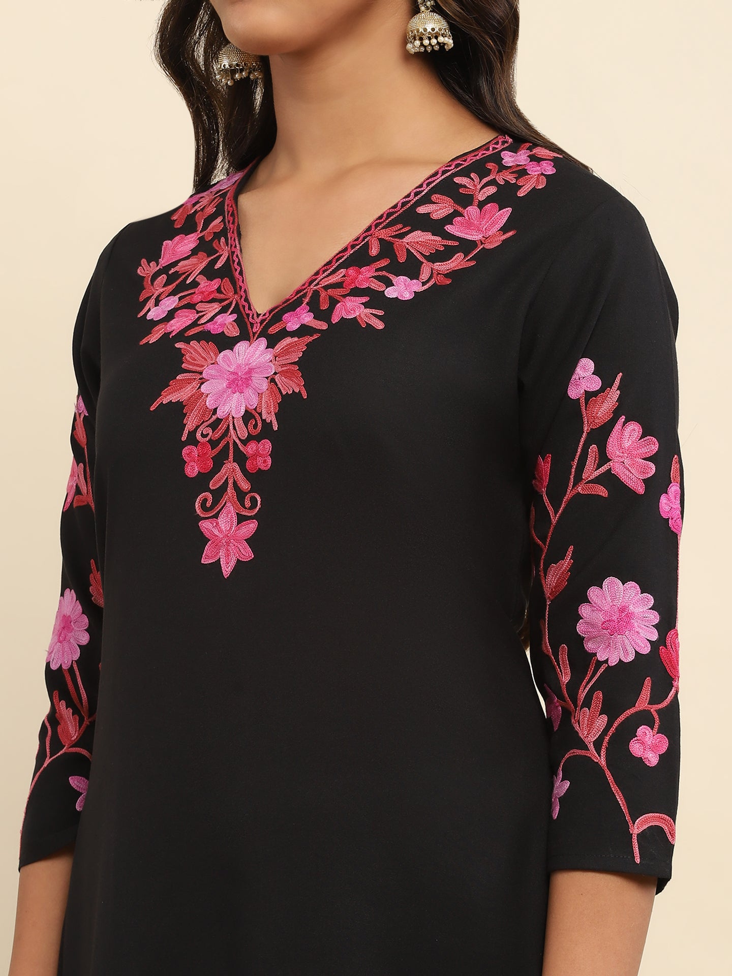Aari Embroidered Cotton Solid Women's 2 PC Long Kurta Set- Black