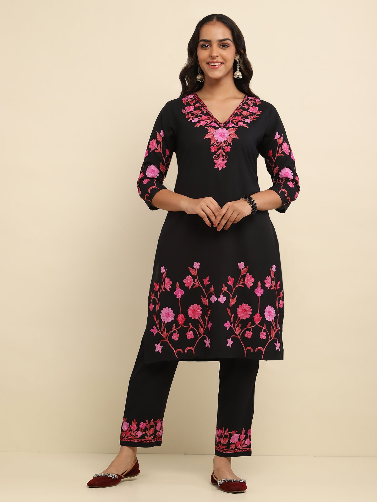 Aari Embroidered Cotton Solid Women's 2 PC Long Kurta Set- Black