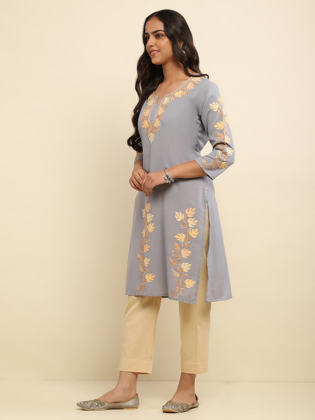 Aari Embroidered Cotton Solid Women's Long Kurta - Grey
