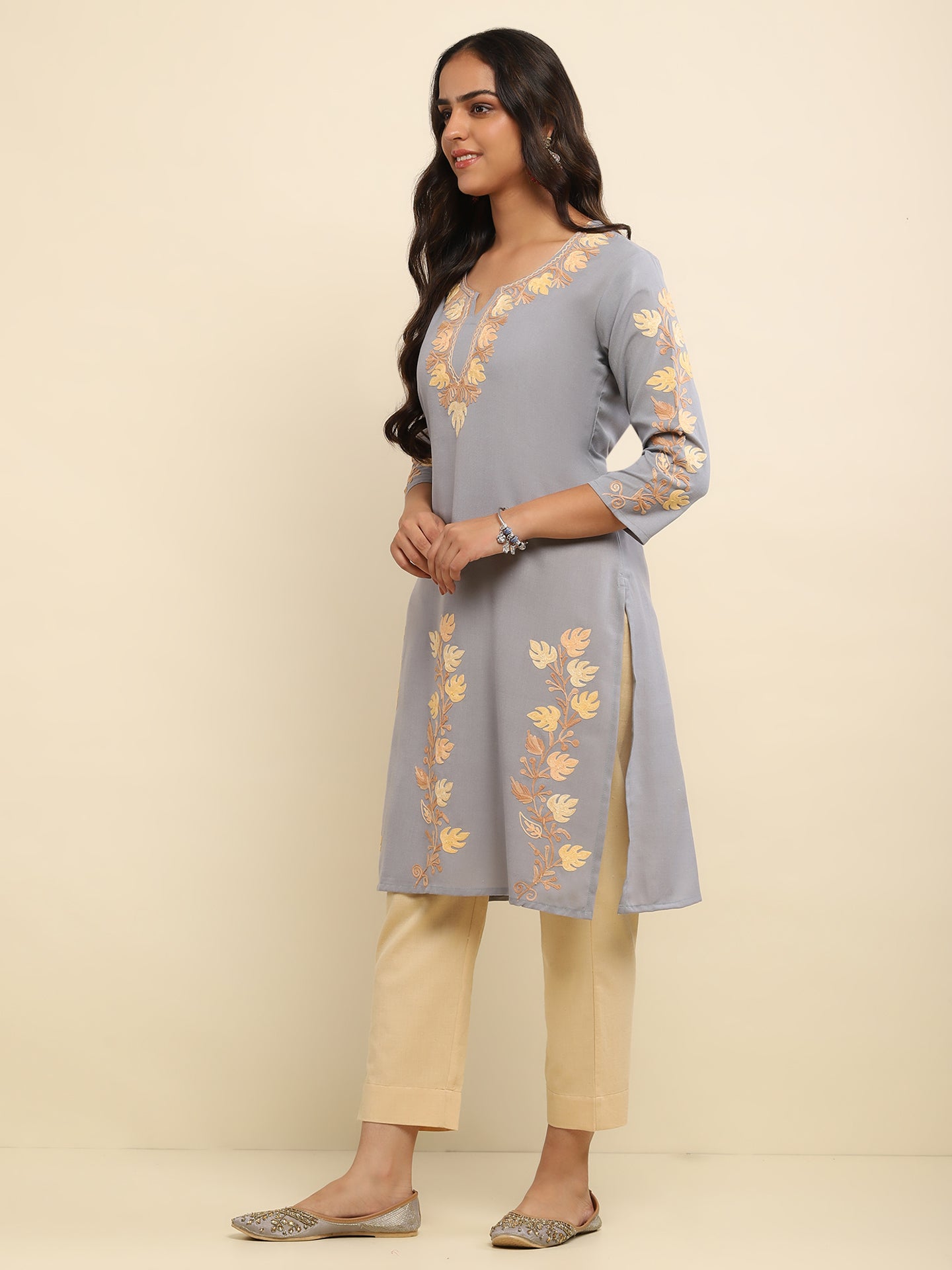 Aari Embroidered Cotton Solid Women's Long Kurta - Grey