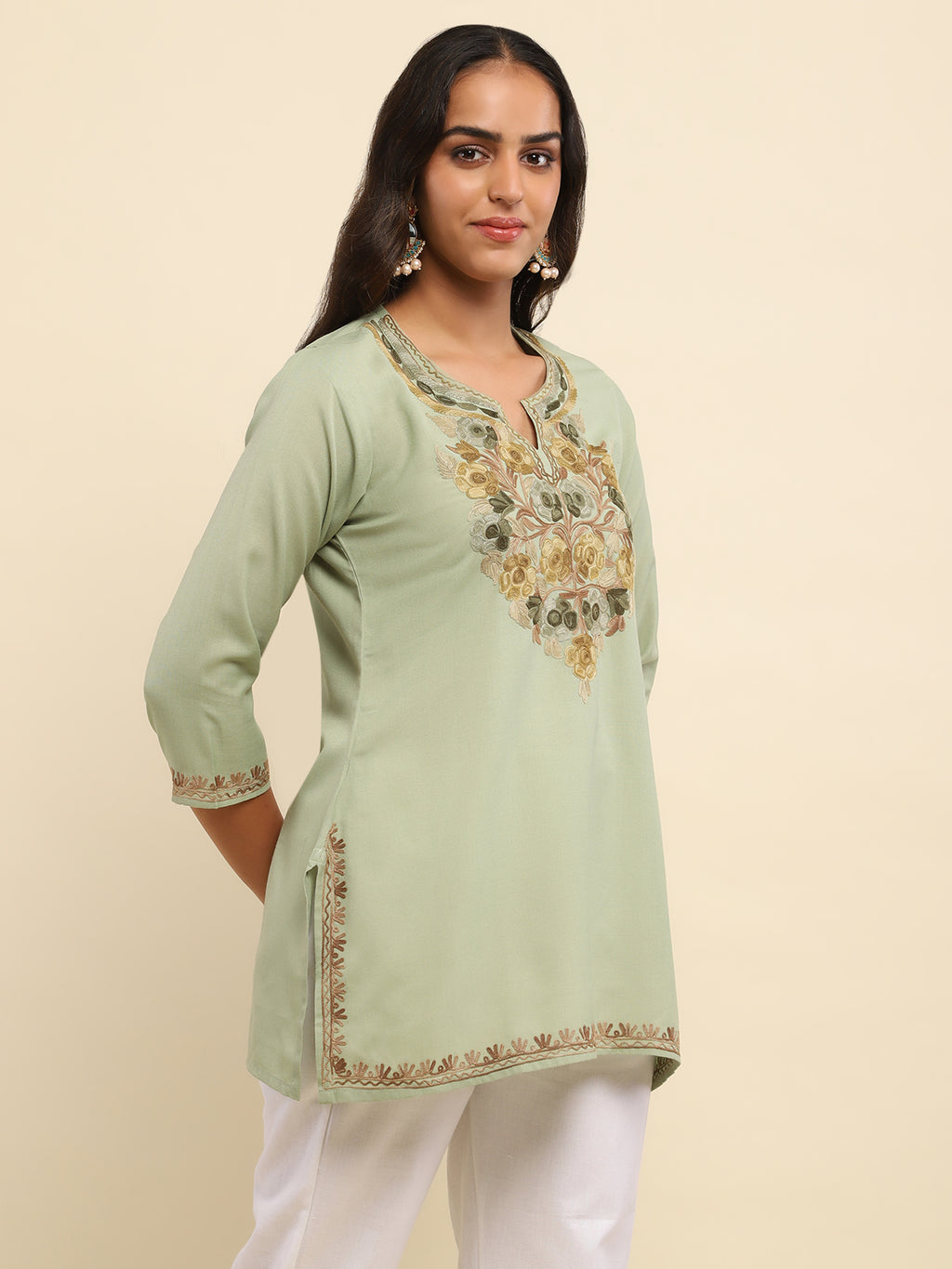 Aari Embroidered Cotton Solid Women's Short Kurta - Pastel Green
