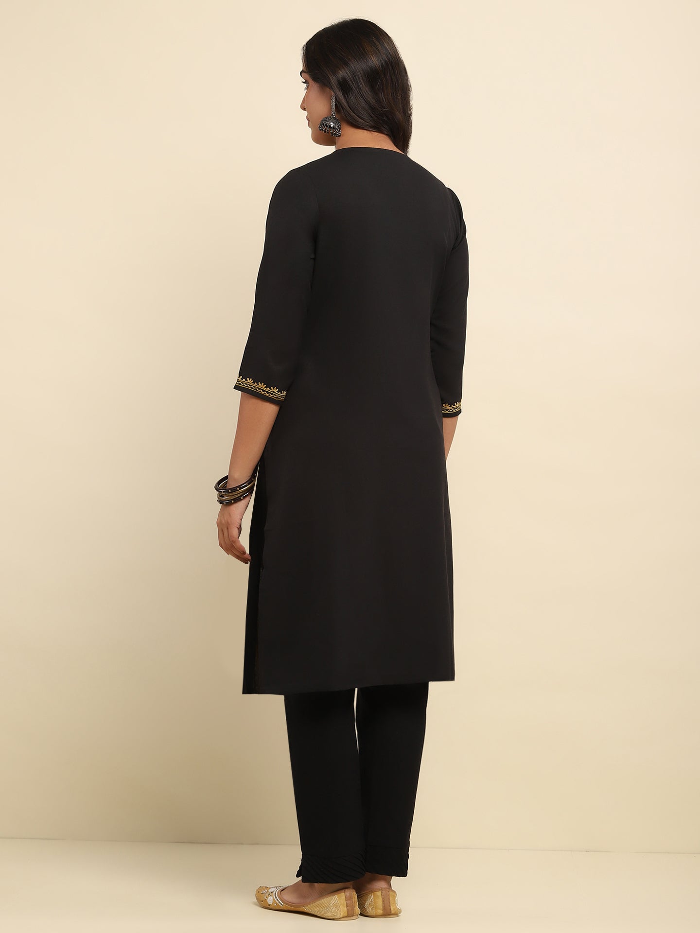 Aari Embroidered Cotton Solid Women's Long Kurta - Black