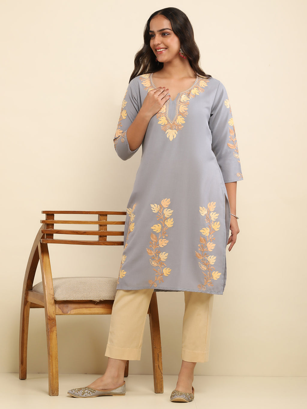 Aari Embroidered Cotton Solid Women's Long Kurta - Grey