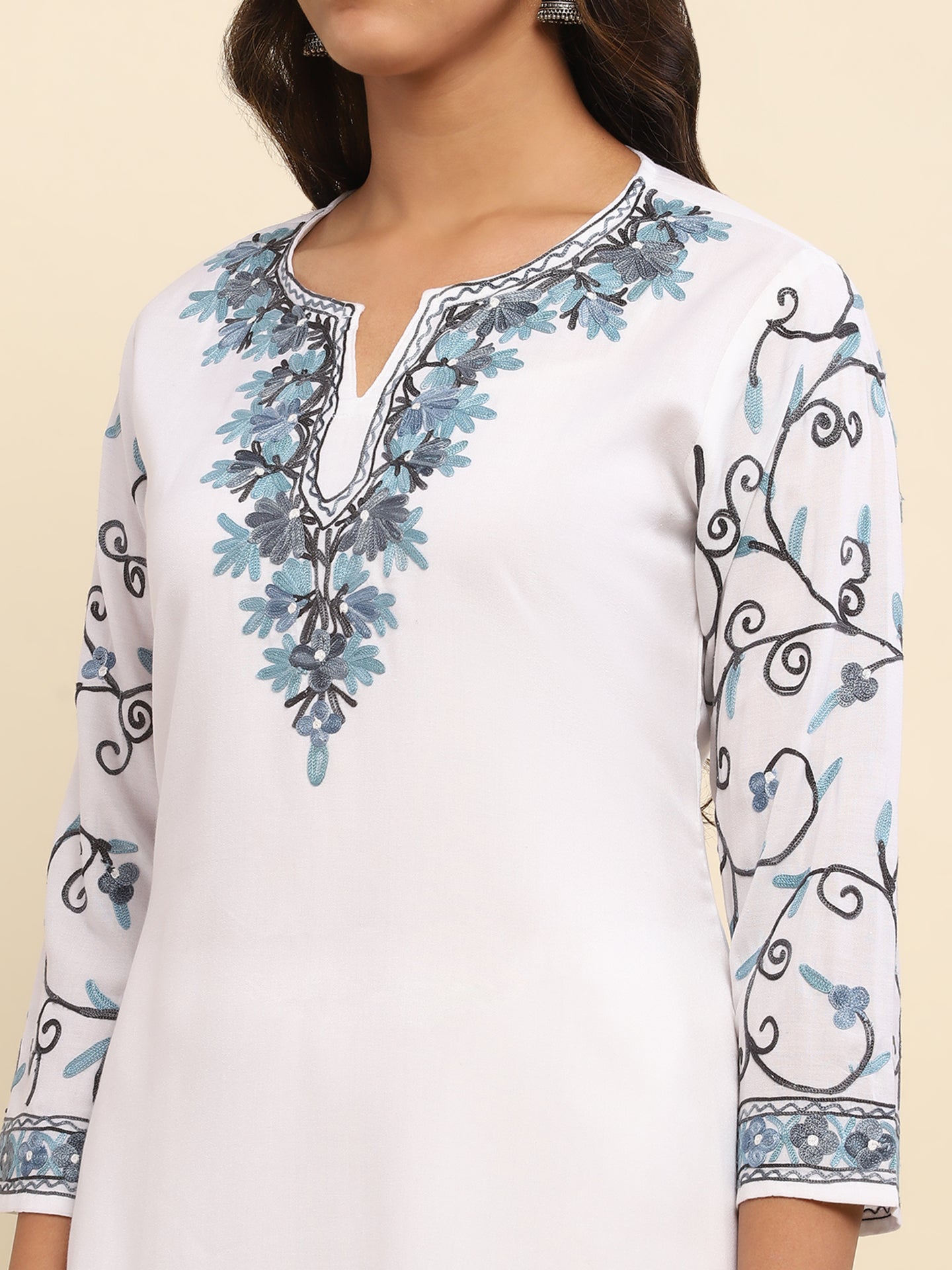 Aari Embroidered Cotton Solid Women's 2 PC Long Kurta Set- White